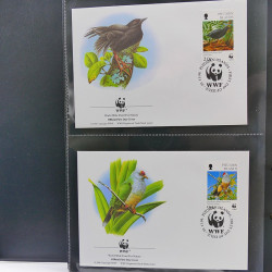 Collection timbres thématiques Animaux WWF en 2 albums.