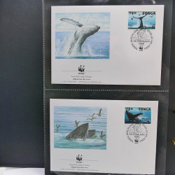 Collection timbres thématiques Animaux WWF en 2 albums.