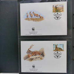 Collection timbres thématiques Animaux WWF en 2 albums.