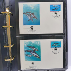 Collection timbres thématiques Animaux WWF en 2 albums.