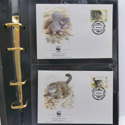 Collection timbres thématiques Animaux WWF en 2 albums.