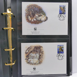 Collection timbres thématiques Animaux WWF en 2 albums.