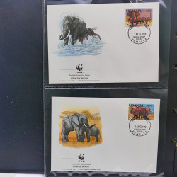 Collection timbres thématiques Animaux WWF en 2 albums.