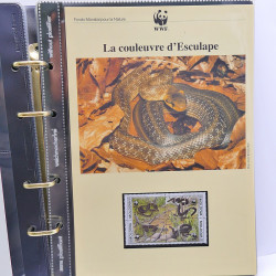 Collection timbres thématiques Animaux WWF en 2 albums.