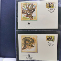Collection timbres thématiques Animaux WWF en 2 albums.