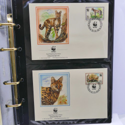 Collection timbres thématiques Animaux WWF en 2 albums.
