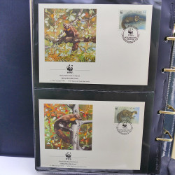 Collection timbres thématiques Animaux WWF en 2 albums.