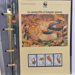 Collection timbres thématiques Animaux WWF en 2 albums.