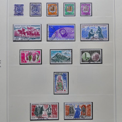 Collection timbres d'Andorre Français 1931-2015 oblitérés en 2 albums Safe.