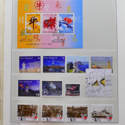 Collection timbres de Nouvelle Zélande 1931-2015 oblitérés en 2 albums Leuchtturm.