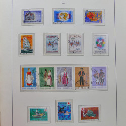 Collection timbres de Finlande 1889-2008 oblitérés en 2 albums Leuchtturm.