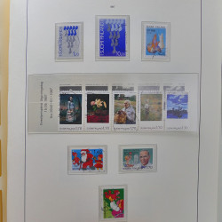 Collection timbres de Finlande 1889-2008 oblitérés en 2 albums Leuchtturm.