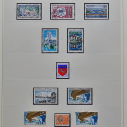 Collection timbres de France 1965-1974 oblitérés en album Safe.