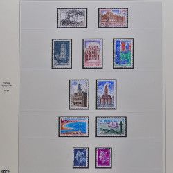 Collection timbres de France 1965-1974 oblitérés en album Safe.