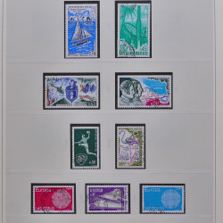 Collection timbres de France 1965-1974 oblitérés en album Safe.