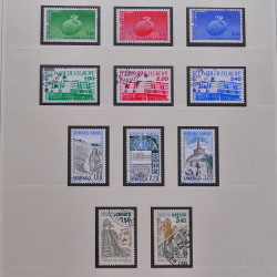 Collection timbres de France 1980-1986 oblitérés en album Safe.