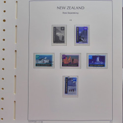 Vrac philatélique de timbres du monde neufs et oblitérés en un carton.