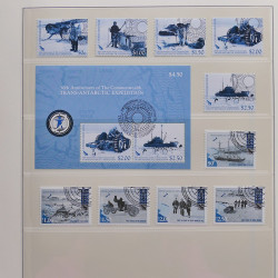 Vrac philatélique de timbres du monde neufs et oblitérés en un carton.