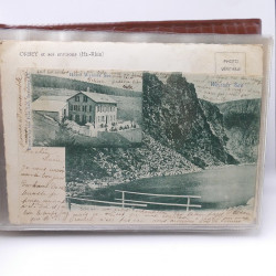 Vrac philatélique de timbres du monde neufs et oblitérés en un carton.