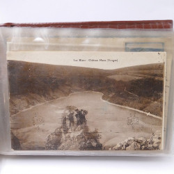 Vrac philatélique de timbres du monde neufs et oblitérés en un carton.