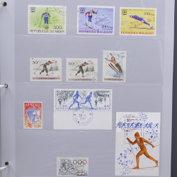 Collection timbres thématiques Ski - sports d'hiver en 2 albums.