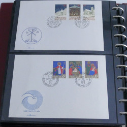 Collection commémoratifs thématique Noel en un album.