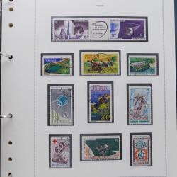 Collection timbres de Comores - Cote des Somalis oblitérés en album Moc.