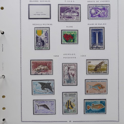 Collection timbres de Comores - Cote des Somalis oblitérés en album Moc.