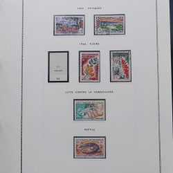 Collection timbres de Comores - Cote des Somalis oblitérés en album Moc.