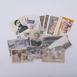 Vrac philatélique de timbres du monde neufs et oblitérés en un carton.