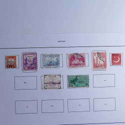 Vrac philatélique de timbres du monde neufs et oblitérés en un carton.