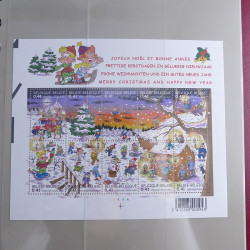 Vrac philatélique de timbres du monde neufs et oblitérés en un carton.