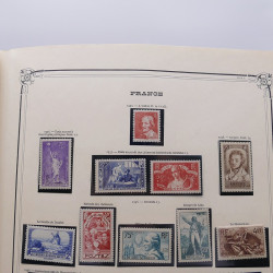 Collection timbres de France 1853-1977 neufs et oblitérés en album Yvert.