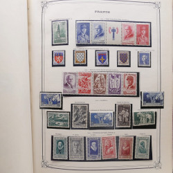 Collection timbres de France 1853-1977 neufs et oblitérés en album Yvert.