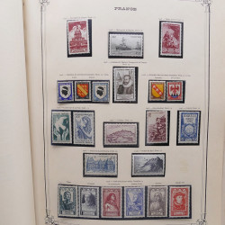 Collection timbres de France 1853-1977 neufs et oblitérés en album Yvert.