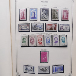 Collection timbres de France 1853-1977 neufs et oblitérés en album Yvert.