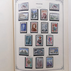 Collection timbres de France 1853-1977 neufs et oblitérés en album Yvert.