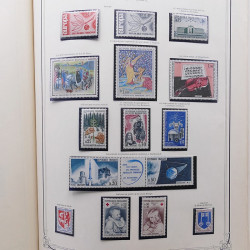 Collection timbres de France 1853-1977 neufs et oblitérés en album Yvert.
