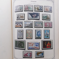 Collection timbres de France 1853-1977 neufs et oblitérés en album Yvert.