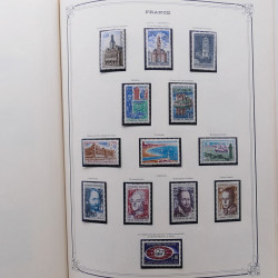 Collection timbres de France 1853-1977 neufs et oblitérés en album Yvert.