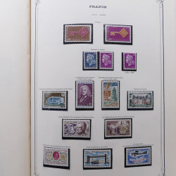 Collection timbres de France 1853-1977 neufs et oblitérés en album Yvert.