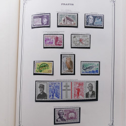 Collection timbres de France 1853-1977 neufs et oblitérés en album Yvert.