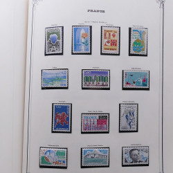 Collection timbres de France 1853-1977 neufs et oblitérés en album Yvert.