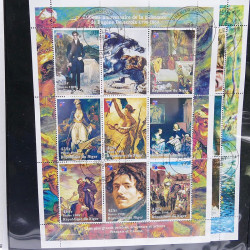 Lot massif de timbres de pays d'expression Française neufs et oblitérés en 2 albums.