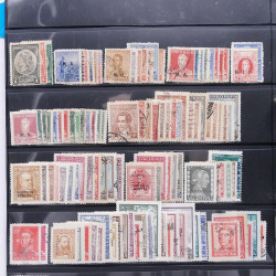 Lot massif de timbres d'Amérique du sud et centrale neufs et oblitérés en un album.