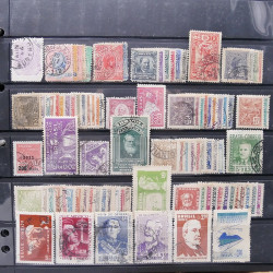 Lot massif de timbres d'Amérique du sud et centrale neufs et oblitérés en un album.
