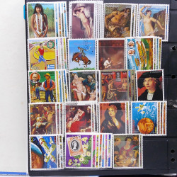 Lot massif de timbres d'Amérique du sud et centrale neufs et oblitérés en un album.