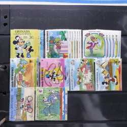 Lot massif de timbres d'Amérique du sud et centrale neufs et oblitérés en un album.