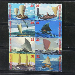 Lot de timbres des pays d'Océanie neufs et oblitérés en album.