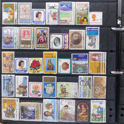 Lot de timbres des pays d'Océanie neufs et oblitérés en album.
